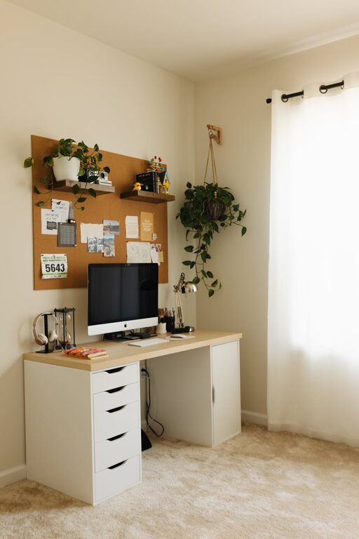 Tips for Creating a Cosy and Productive Home Office Space